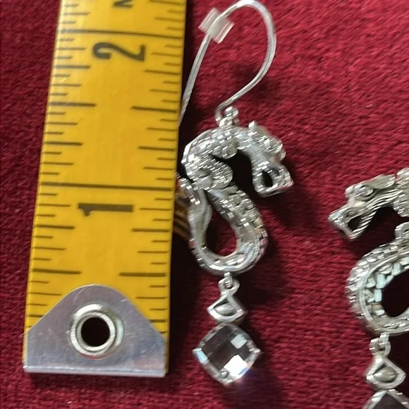 John Hardy Legends Naga Dragon Collection in Sterling Silver Earrings - Picture 6 of 7